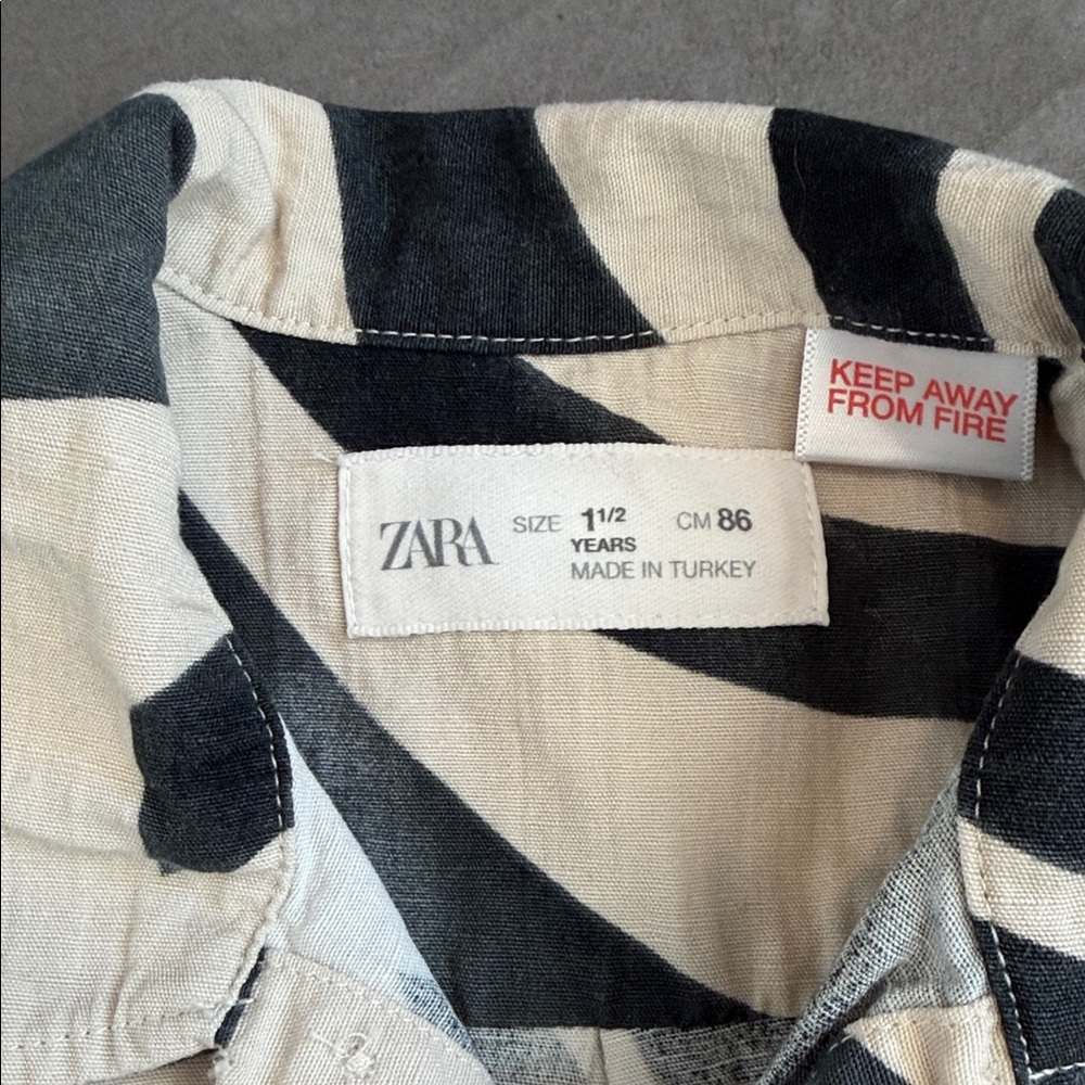 Zara Monochrome Patterned Shirt - Picture 2 of 7